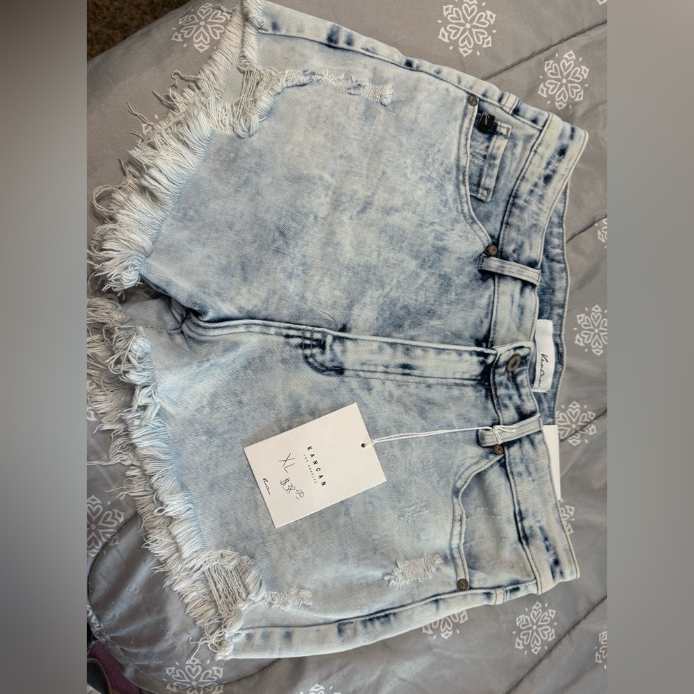 KanCan Light Wash Distressed Denim Jean Shorts